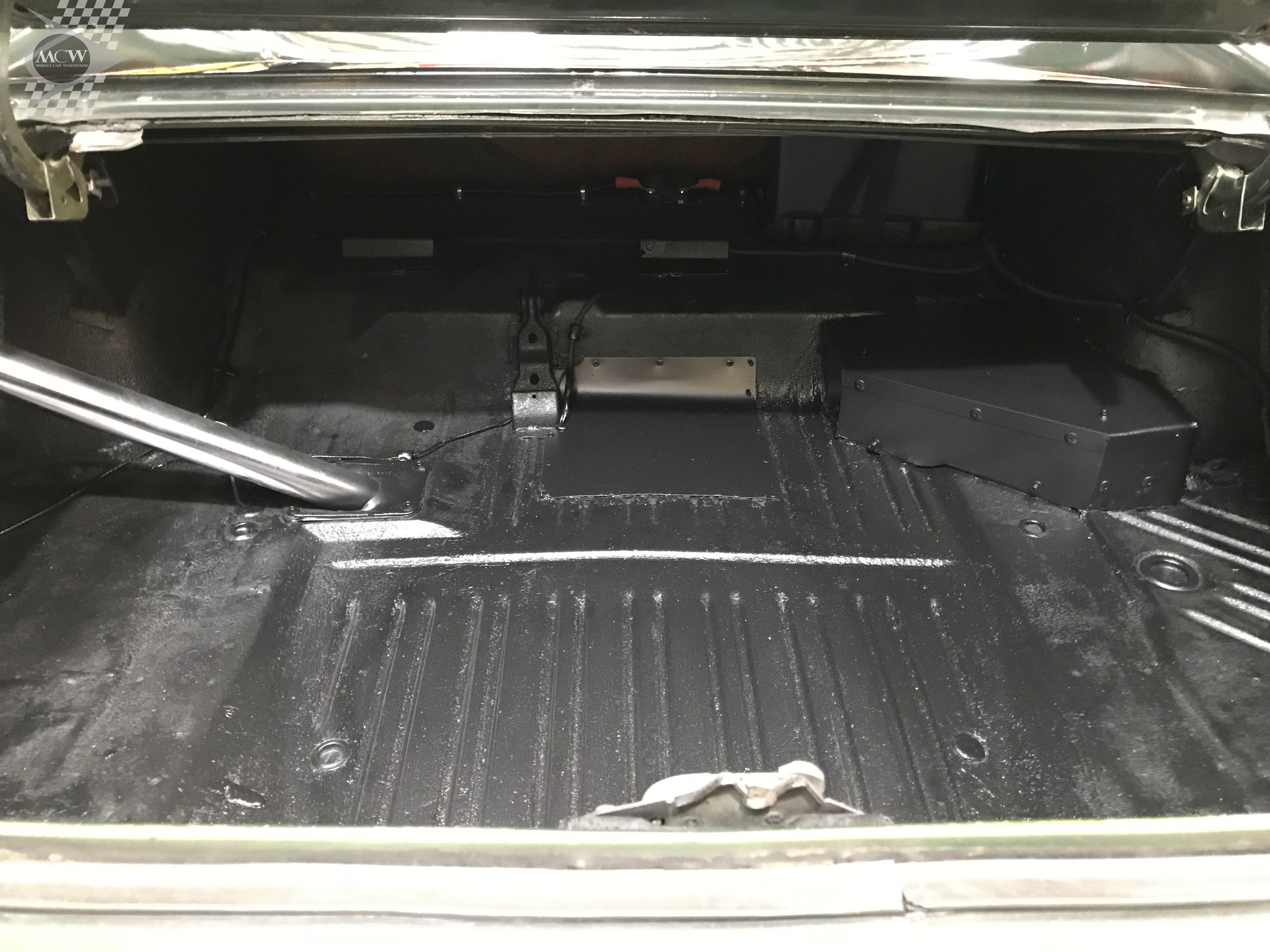 Dodge Charger 1968 Trunk | Muscle Car Warehouse