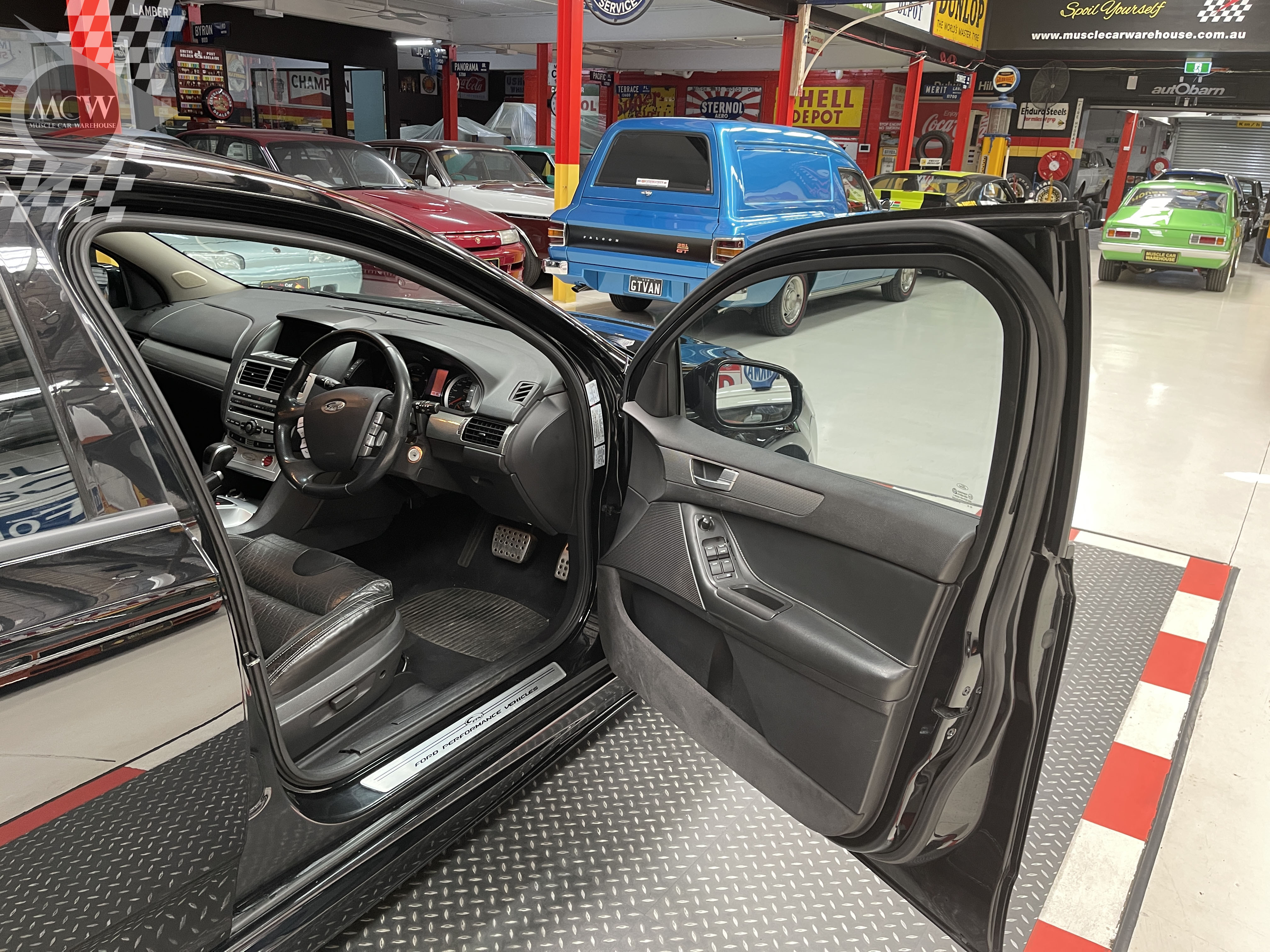 2011 Ford FPV FG F6 Interior - Muscle Car Warehouse