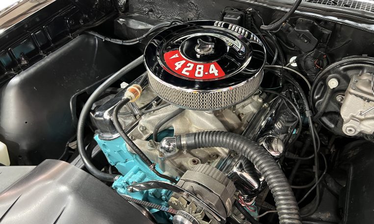 1970 Pontiac GTO Engine - Muscle Car Warehouse