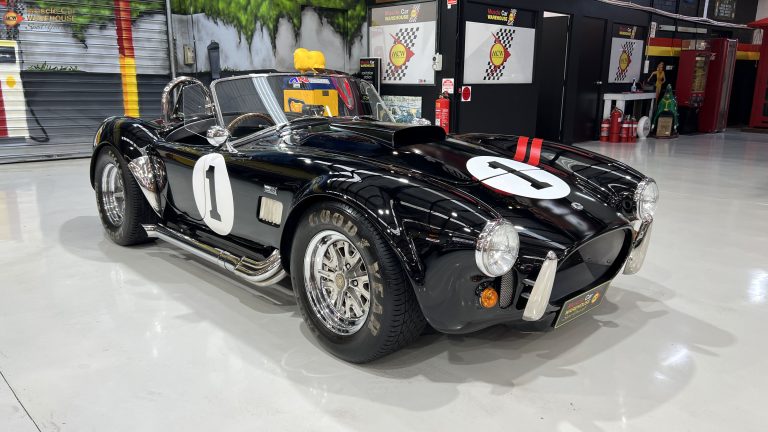 1967 Ford AC Cobra Replica