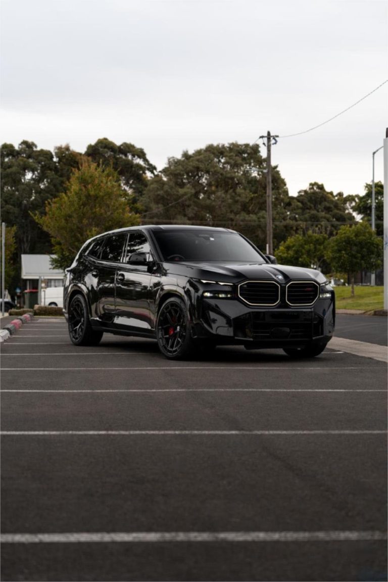 2023 BMW XM